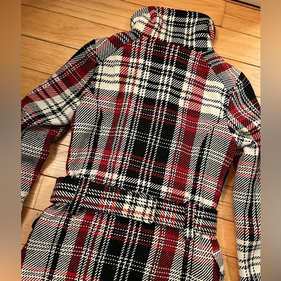 Louie Louie Vintage Glamour - Picture 4 of 4